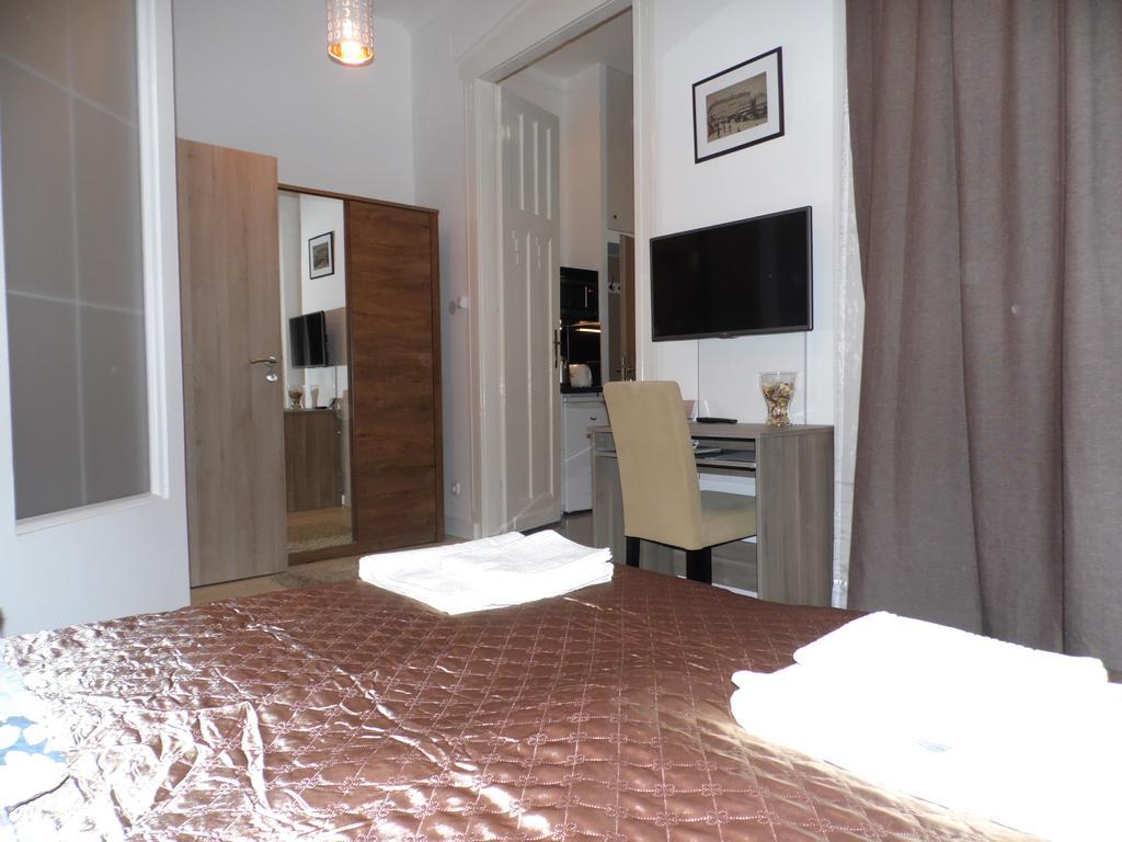 Vaci Street Downtown Apartments Budapest Phòng bức ảnh